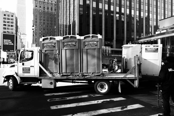 Porta potty rental for outdoor events in El Valle De Arroyo Seco, NM